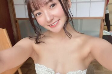 ＼発売まであと4日／

4/23発売　
3rd写真集「イケナイコト」

たまには自撮り

#西永彩奈3rd写真集イケナイコト#gravure#オフショット#fl...