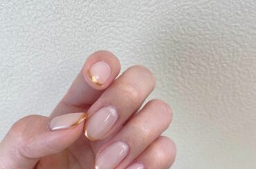 新しいネイル︎
馴染みのいいピンクベージュに、オレンジみのあるゴールドのフレンチネイル
最近はめっきりシンプルネイルにはまっております。
シンプル可愛いです。
...