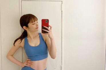 新しいウェア水色可愛い〜

今日はトレーナーさんと
英会話しながら筋トレしてた〜笑

two more!! easy-peasy

って言いながらモチベ上げて
...