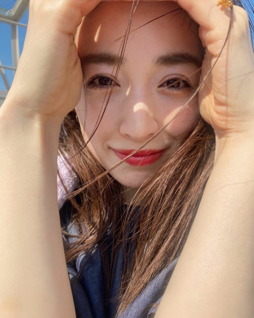 高嶺のハナさん Moe Zine