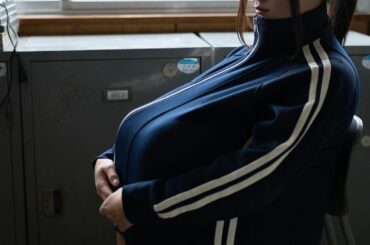 爆乳。笑
学生時代リアルにやってたな

#西永彩奈3rd写真集イケナイコト#gravure#アザーカット#followｍe#japanesegirl#体操服#ポ...