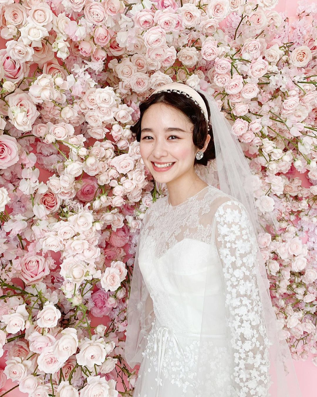 堀田真由 昨年に引き続き今年もゼクシィcmガールを 務めさせて頂くことになり大変光栄です 本日発売のゼクシィ6月号も よろしくお願いします ゼクシィ 幸せが Moe Zine 堀田真由 昨年に引き続き今年もゼクシィcmガールを 務めさせて頂くことになり大変光栄です 本日発売のゼクシィ6月号も よろしくお願いします ゼクシィ 幸せが Moe Zine