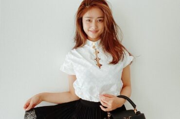 みなさま今日もお疲れ様です

Today’s me 

スカート着ると嬉しくて回っちゃう

Tops bag @louisvuitton 
Skirt @ame...