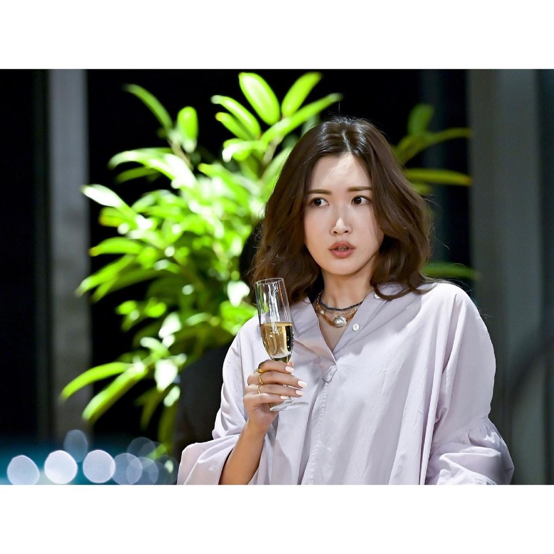 紗栄子 お気づきになった方もいらっしゃると思いますが 先日放送された ドラゴン桜2 で着用したワンピースは Youtube Saechannel のlookbookの Moe Zine