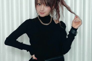 .
EMODAの トップス
変わったデザインやない？
素敵✧
・‥…━━━☞・‥…━━━☞
#れーなこーで
#エモダ
#ゴールドアクセサリー 
#EMODA
#...