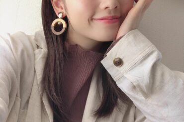 ニコッ(๑˃̵ᴗ˂̵)
キリッ(ò_óˇ)...