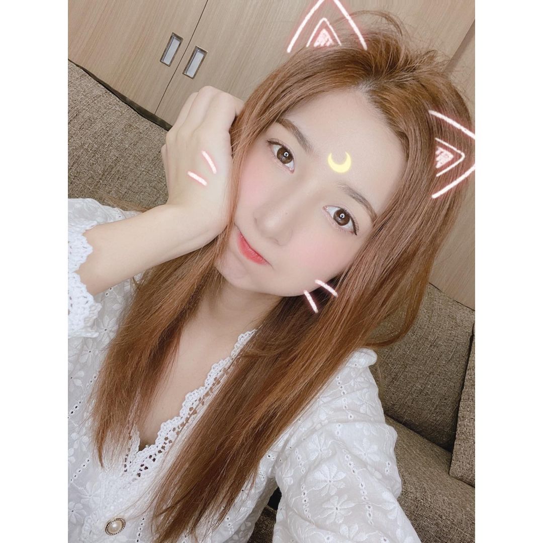 小田あさ美 明日も元気になぁれ Talent Model Actress グラビア 自撮り Makeup 女子力 本当はない Cat 猫 にゃん Moe Zine
