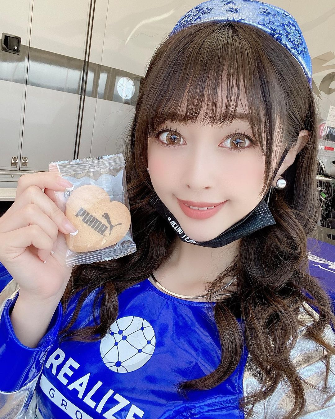 林紗久羅 大好きなpumaのクッキーと 大好きなりくろーおじさんのチーズケーキ ストーリーにしか載せてなかったので こちらにも投稿 Pumaのクッ Moe Zine 林紗久羅 大好きなpumaのクッキーと 大好きなりくろーおじさんのチーズケーキ ストーリーにしか載せてなかったので こちらにも投稿 Pumaのクッ Moe Zine