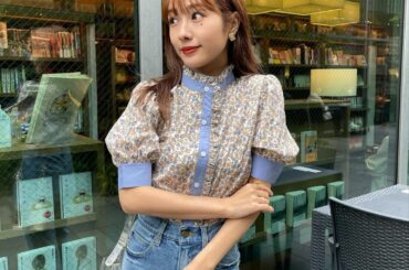 #のんの私服 

POPUPで一瞬で売り切れちゃった
N WITH.の花柄ブラウスの新色になります。

ブルーってN WITH.では珍しいので新鮮かも。

とに...