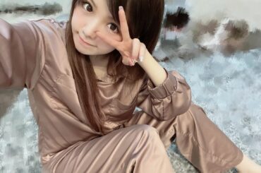 .
お気に入りのパジャマで失礼致します♡
今日モーニング娘。を卒業して8年が経ちました

現役の時も卒業した今も変わらず応援してくださる方
最近何かで知って応援...