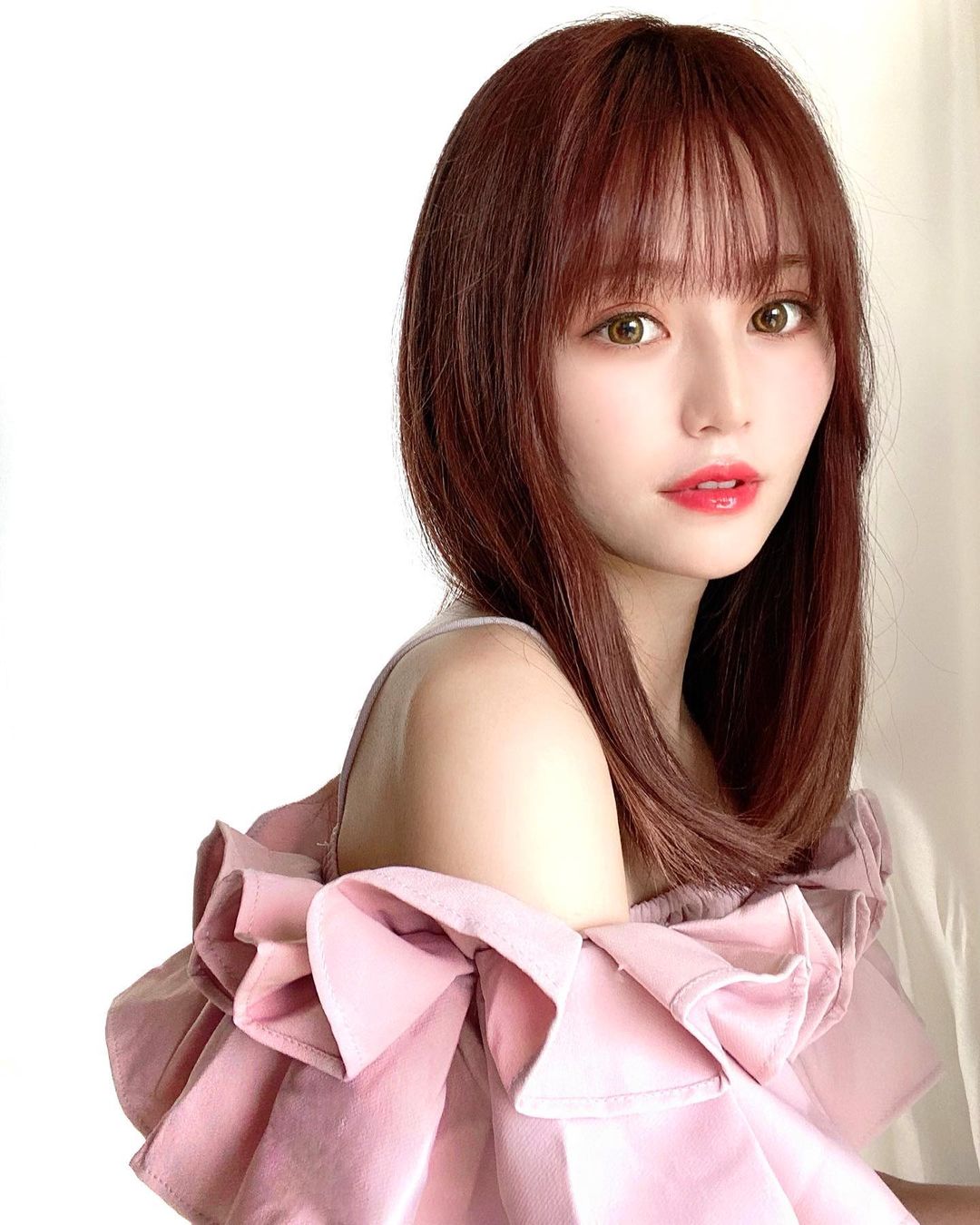 込山榛香 髪の毛にピンク入れました ブリーチ 無しで 濃いめのピンクグレージュにしてもらったから派手過ぎずお気に入りです コンサートではもう少し色落ちして Moe Zine 込山榛香 髪の毛にピンク入れました ブリーチ 無しで 濃いめのピンクグレージュにしてもらったから派手過ぎずお気に入りです コンサートではもう少し色落ちして Moe Zine
