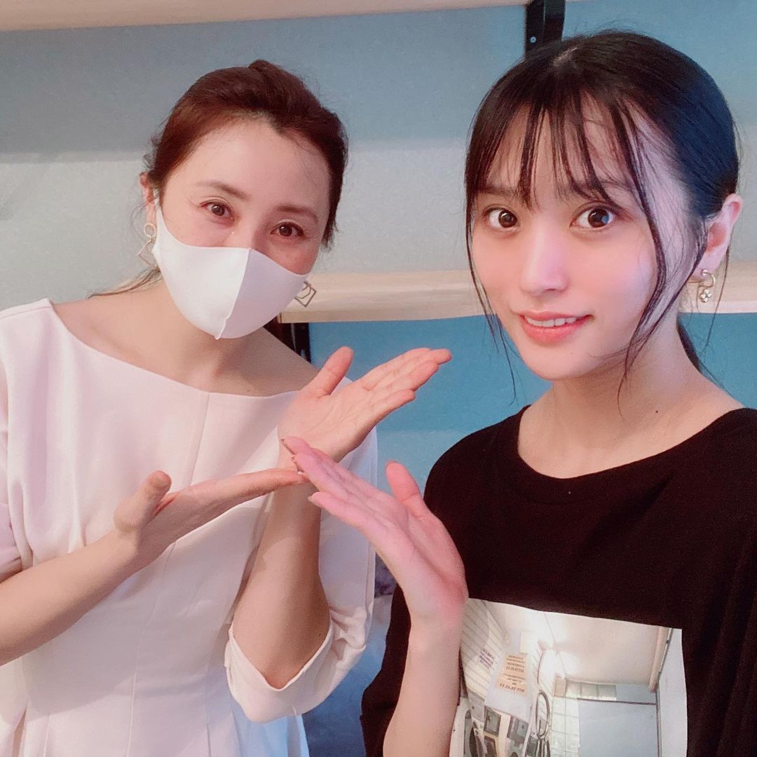 根岸愛 Beliasさん Parafuse Maya Roppongi に大好きな脳洗浄していただきとっても身体が回復しました 縮んだ首が 長くなったような気がする Moe Zine 根岸愛 Beliasさん Parafuse Maya Roppongi に大好きな脳洗浄していただきとっても身体が回復しました 縮んだ首が 長くなったような気がする Moe Zine