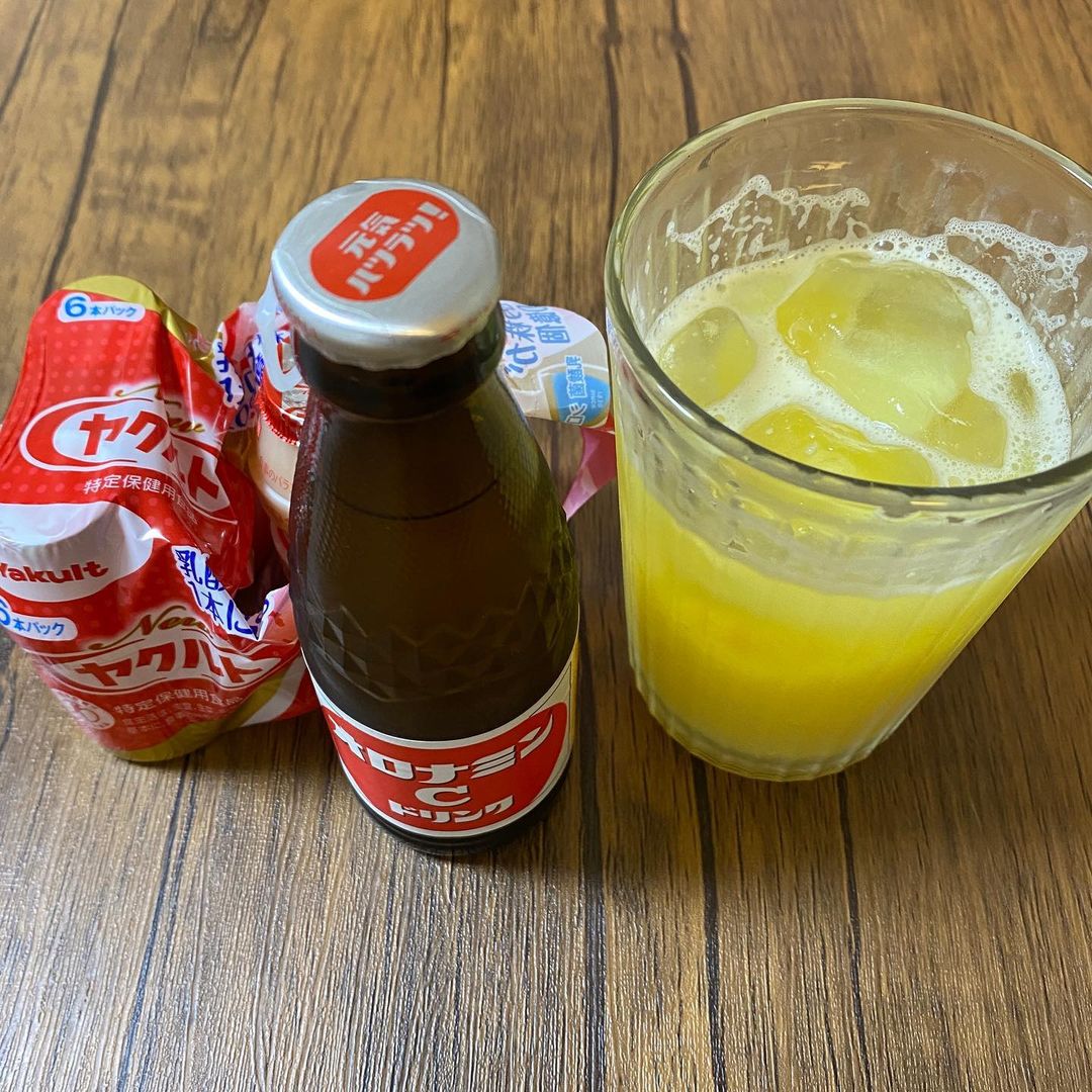 飯窪春菜 友達に教えてもらったジュースが最高に美味しかったので情報共有しますね オロナミンc ヤクルト 割ったやつ なんて言う名前なんだろう Moe Zine
