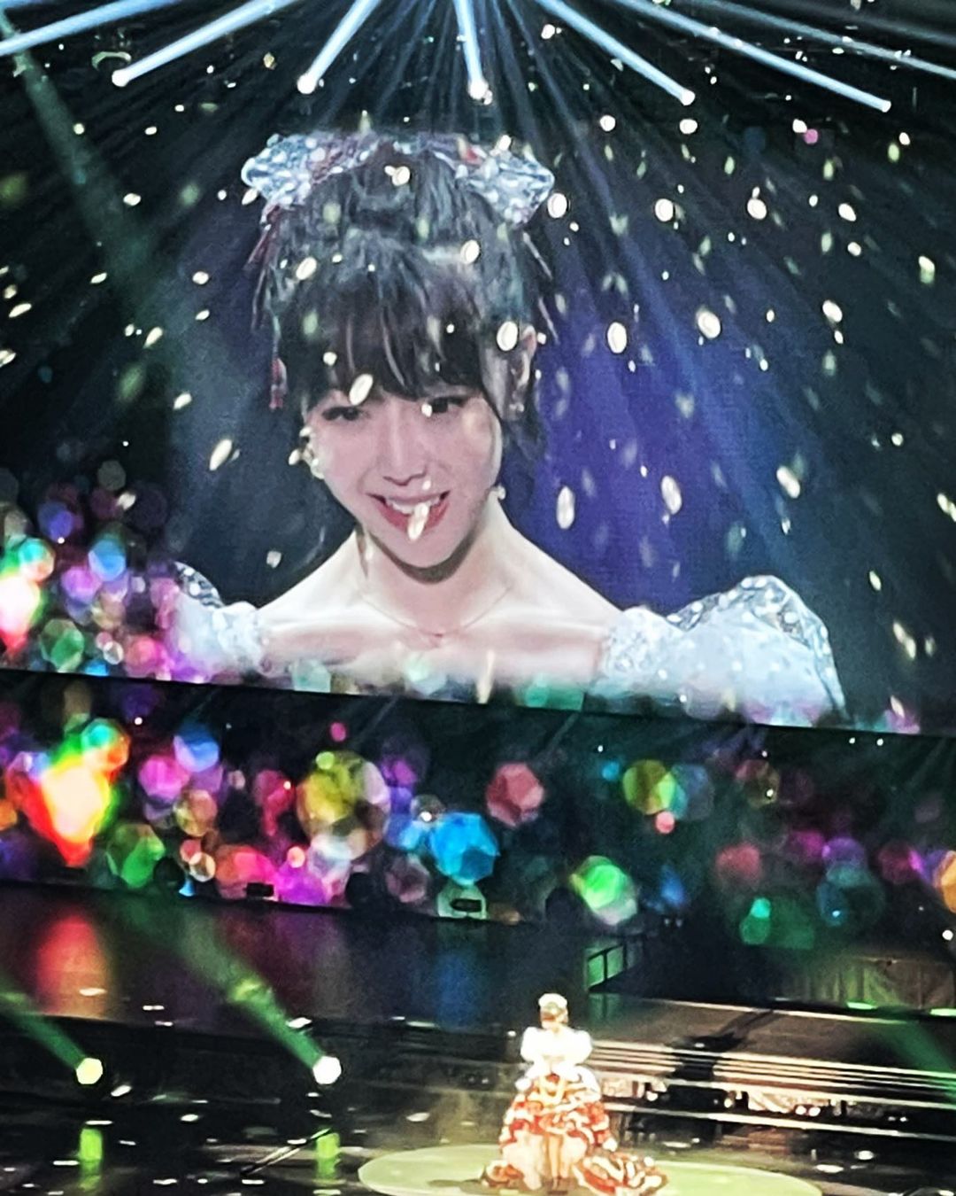 峯岸みなみ スタッフさんに送ってもらった画像 自分の人生でこんな瞬間があるなんて思わなかったなぁ 幸せだなぁ Moe Zine