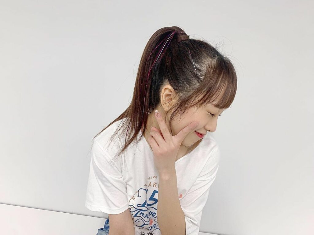 向井地美音 Moe Zine 向井地美音 Moe Zine