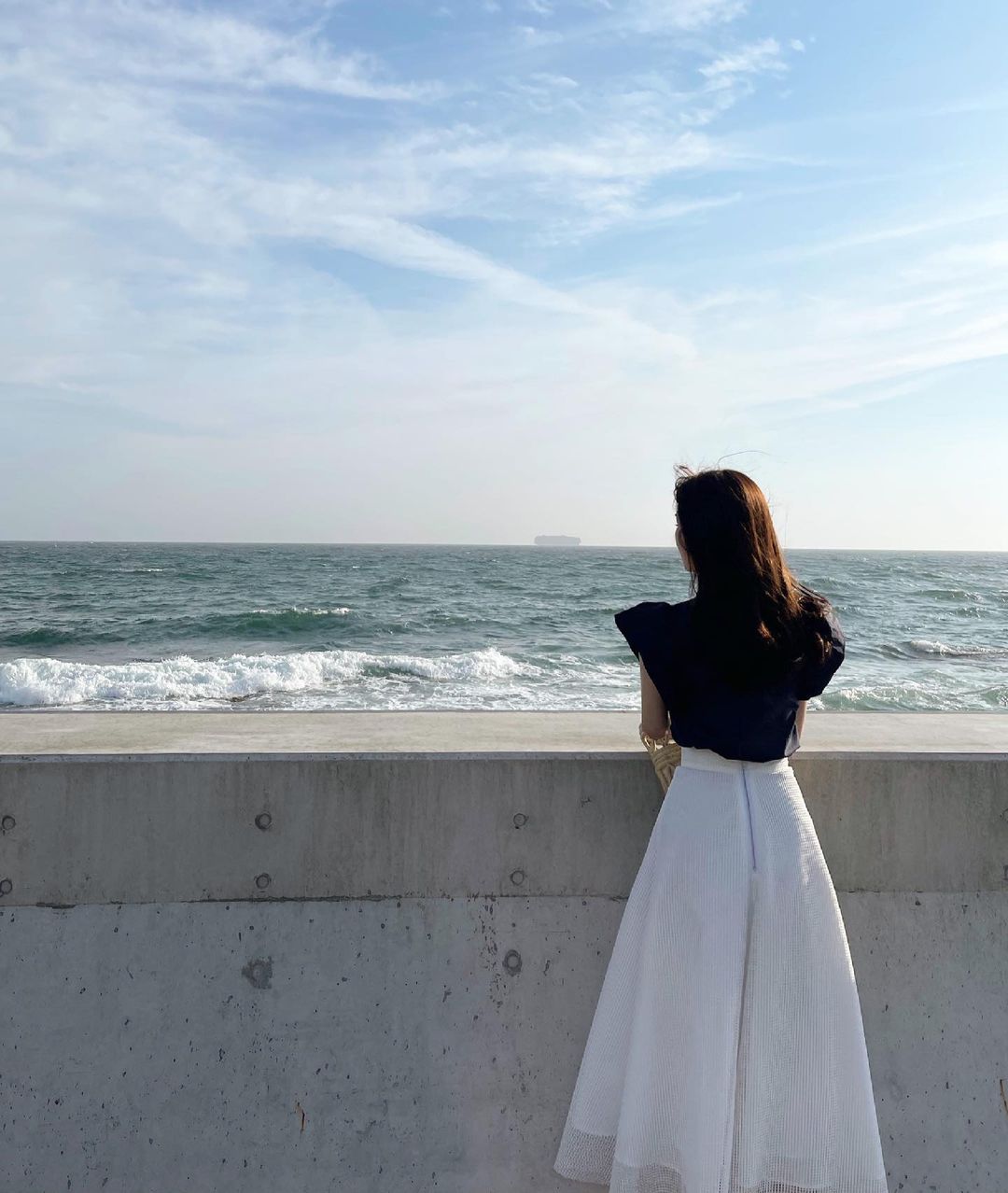 小嶋真子 24歳になりました 1人の人間としてもっともっと成長していけるように 周りの方への感謝の気持ちを忘れず 誠実に謙虚に精一杯頑張る1年にしたいです 24 Moe Zine 小嶋真子 24歳になりました 1人の人間としてもっともっと成長していけるように 周りの方への感謝の気持ちを忘れず 誠実に謙虚に精一杯頑張る1年にしたいです 24 Moe Zine