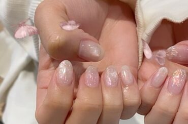 new nail ﻿
この日デザインが決まってなくて﻿
あかねさんにお任せにしたら﻿
とっても可愛いの作ってくれました♡ ﻿
急遽、お伺いしたのに﻿
安定のうる...