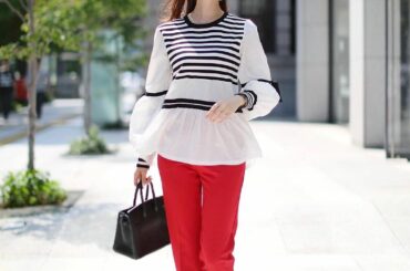 シャツ素材とニットがドッキングした
マリンなトップス
@montresorsaki  から新発売です
.
思い切って赤のパンツと合わせてみたよ
.
6月になりま...