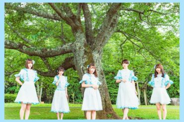 デビューするアイドルちゃんの衣装デザインをさせていただきました。
純白で淡い水色に身を包んで可愛らしい印象にしましたっ
グループ名は初歌凛々(しょかりんりん)！...