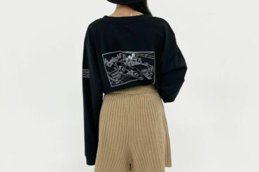 好きなお洋服着て
好きなメイクして
それだけで毎日楽しい♡

みっきーTシャツに
ニットパンツ☻

#のんの私服 #code #fashion #ootd...