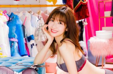 𓂃𓈒𓏸

写真集の裏表紙はこちら

今までのAKB衣装がずらり、、、！！
全てわたしの衣装です　　

この写真には写りきらないくらいの衣装を
用意していただきま...