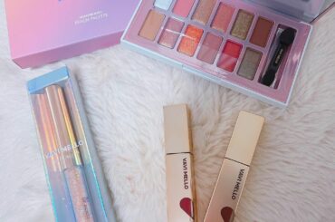 可愛い。ときめく。
.
.
#vavimello #コスメ #バレンタインボックス2 #トゥインクルグリッター #ハートウィンドウリップティント #dholic...