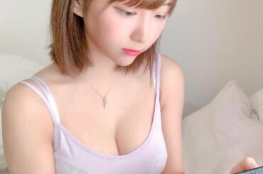 ゲーム女子♡
 
何も考えずに一日ゲーム三昧な日を過ごしたい！
最近はNieRシリーズにハマってて
YouTubeで解説動画とかゲーム実況見まくってる。
Nie...