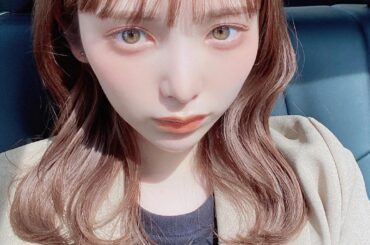 今日のメイクポイントはふさふさ眉

私の中のあか抜け方法って眉だと思うんだよね

最近眉の仕上げに使っているのは、
デジャヴュ「フィルム眉カラー」の限定色「ベー...