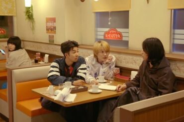 芸人のマクベスさんと
新曲のCMの撮影をさせてもらいました。
嬉しかったです‍‍
解散ライブが明日、6月19日の22:00〜あるみた...