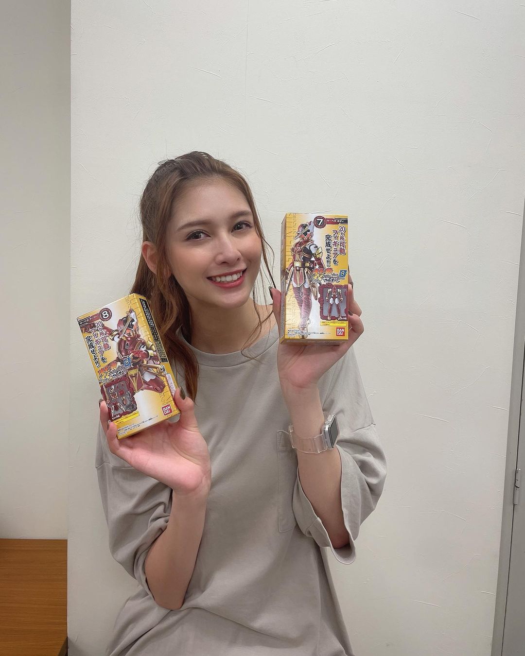 アンジェラ芽衣 いえーーーーい 仮面ライダーセイバー サーベラ様しか勝たん Moe Zine