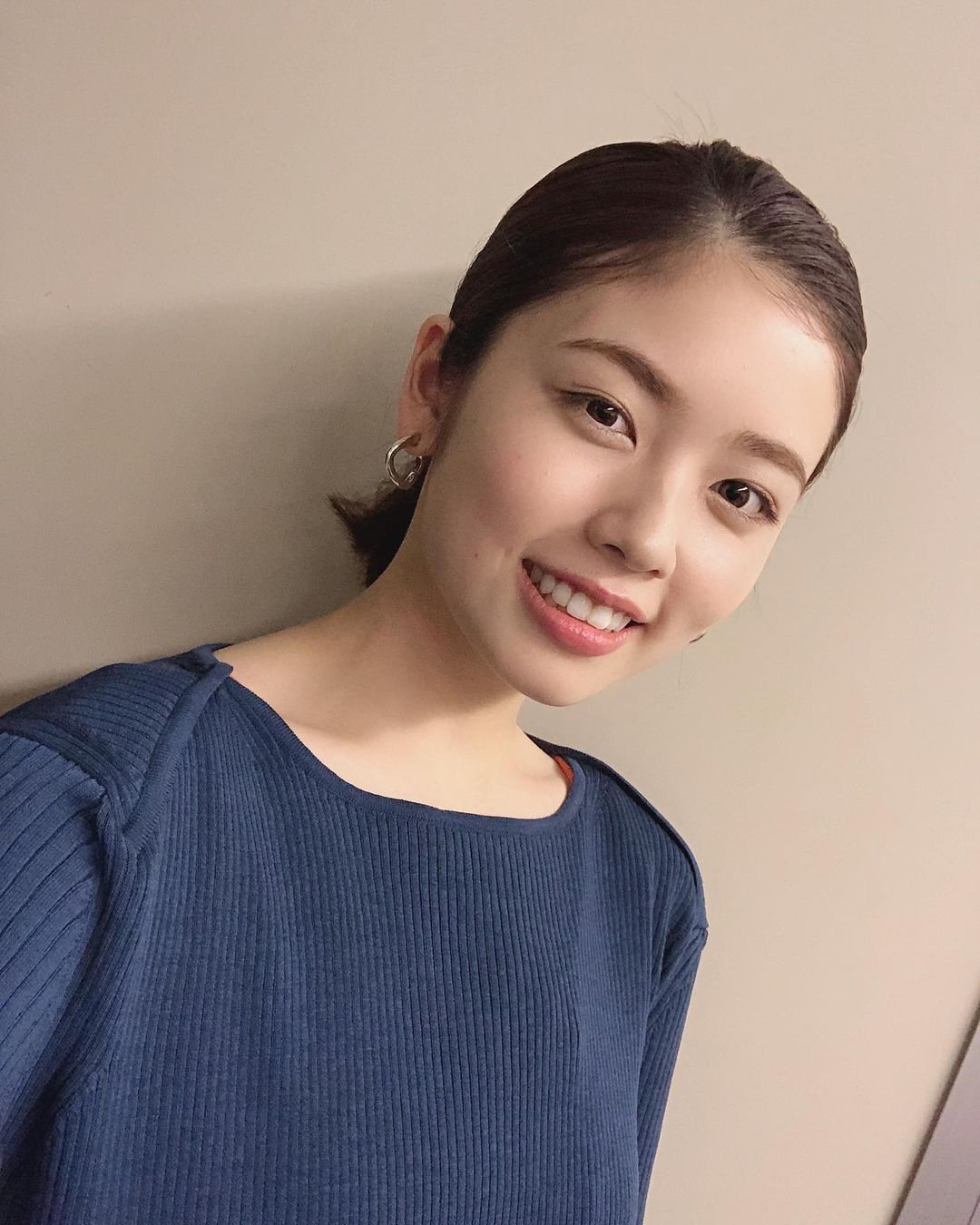 小芝風花 お知らせです 本日 6月23日 水 フジテレビ 22 00 突然ですが占ってもいいですか に出演させて頂きます ぜひご覧ください 突然で Moe Zine