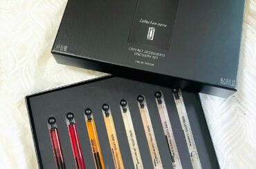 私にとって香りは下着と同じ。
纏っていないと落ち着かないアイテム。
つい纏い忘れて外出してしまったときは、外出先で買うか、家に戻るほど笑

こちらはいただいたセ...