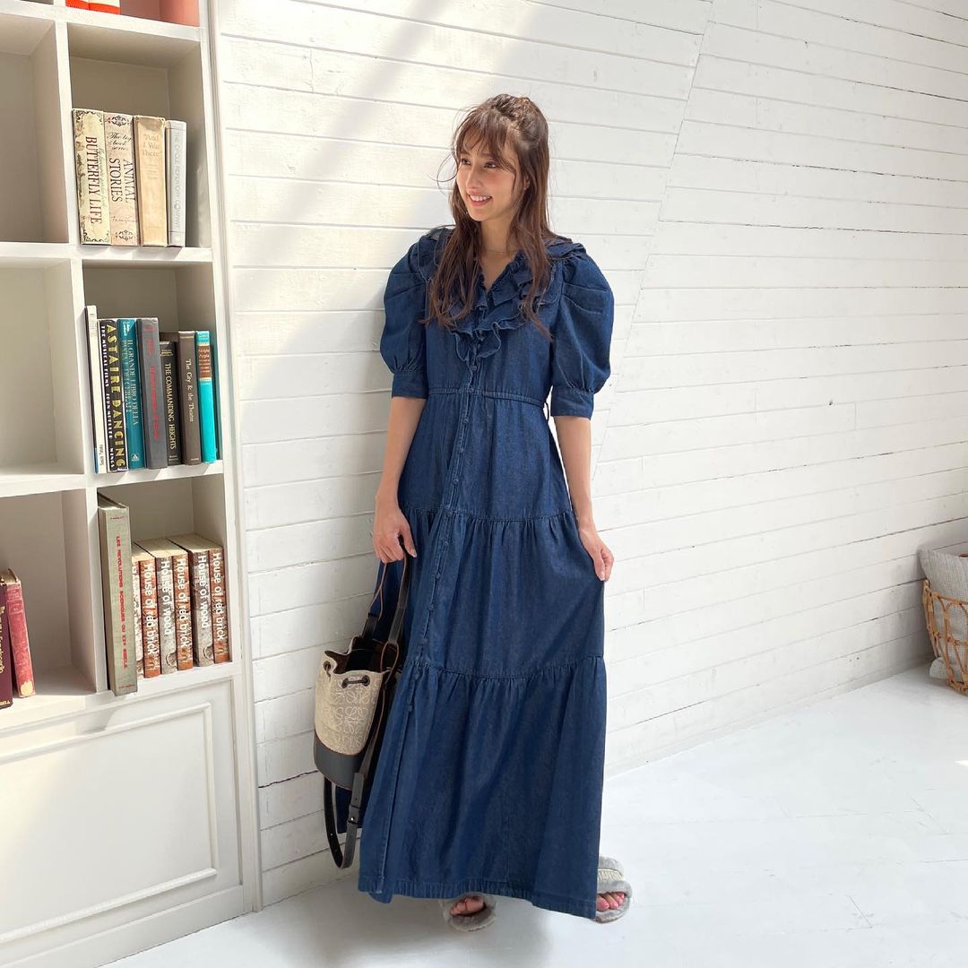 愛甲千笑美 撮影おわりに私服を撮ってもらいました Yuuuuukko Snidel Official のワンピース 形も襟元も丈もかわいすぎる Moe Zine