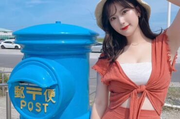 ⁡
日本にひとつしかない
青いポスト
大好きなブル〜
⁡
本当に一般の郵便物を
投函できるものとしては、
日本唯一の 青い本物のポストなんだって
( オブジェで...