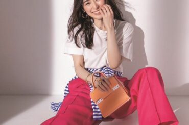 Oggi8月号発売です！
夏を楽しめそうな鮮やかなコーディネート
大人なカラー使いにトキメキました。
今年は何色着ようかなぁ♡

夏の着こなしテクニック満載な8...