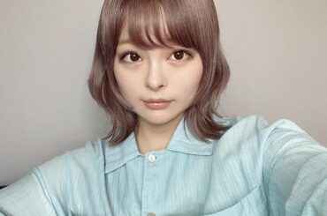 思い立って自分で姫カットにしちゃいました〜！いえ〜い！黒髪じゃないと結構印象変わるよね
カラーはpurple...