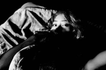 オリビアの自撮りシーン
ちゃんとそれ用の写真
撮影してあったんです！
怪しく写ってます
かっこいいですか？
#Photo #picture #ゼロの無限音階 ...