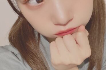 今日はこのワンピースを着ていました♪
⁡
リハーサルでボサボサだったから写真は去年の！笑
⁡
⁡
#juicejuice #稲場愛香 #まなかん #アイドル ...