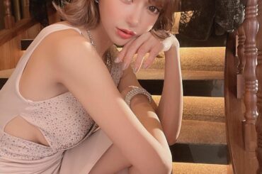 「ねえ、私の話聞かないで横乳ばっか見てたでしょ」...