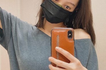 .
.
マスク二枚重ね
.
なかなかの敏感肌さんなので
柔らかぁ〜いマスクの上に
不織布マスクを重ねるのが好き

たまに、リップが付くのが苦手で

これに加えて...