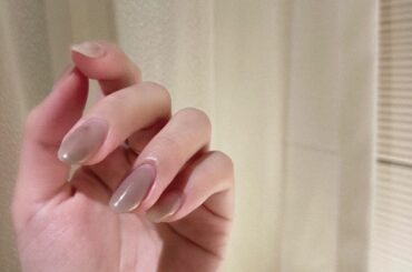 今のnail
ふんわり柔らかい好きな色味...

@akane.4.8 
@function_nails...