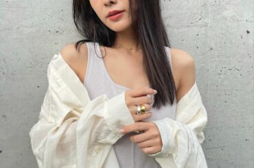 暗髪にしました。
重たくならないクリアカラー。

前髪も少し雰囲気が出るように
ワイドバングにしていただきました。

いつもありがとうございます。

@keic...