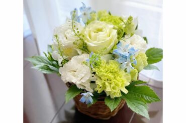 *
友達にもらったお花

#花#大好き#フラワーアレンジメント#花のある暮らし...