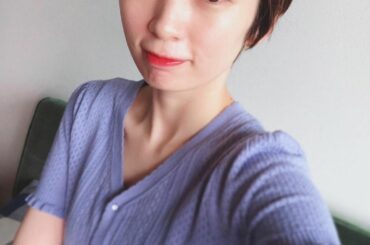 そろそろ梅雨明けかしらね
首の後ろが焼けだしました。
#こんがり#ヒリヒリ...