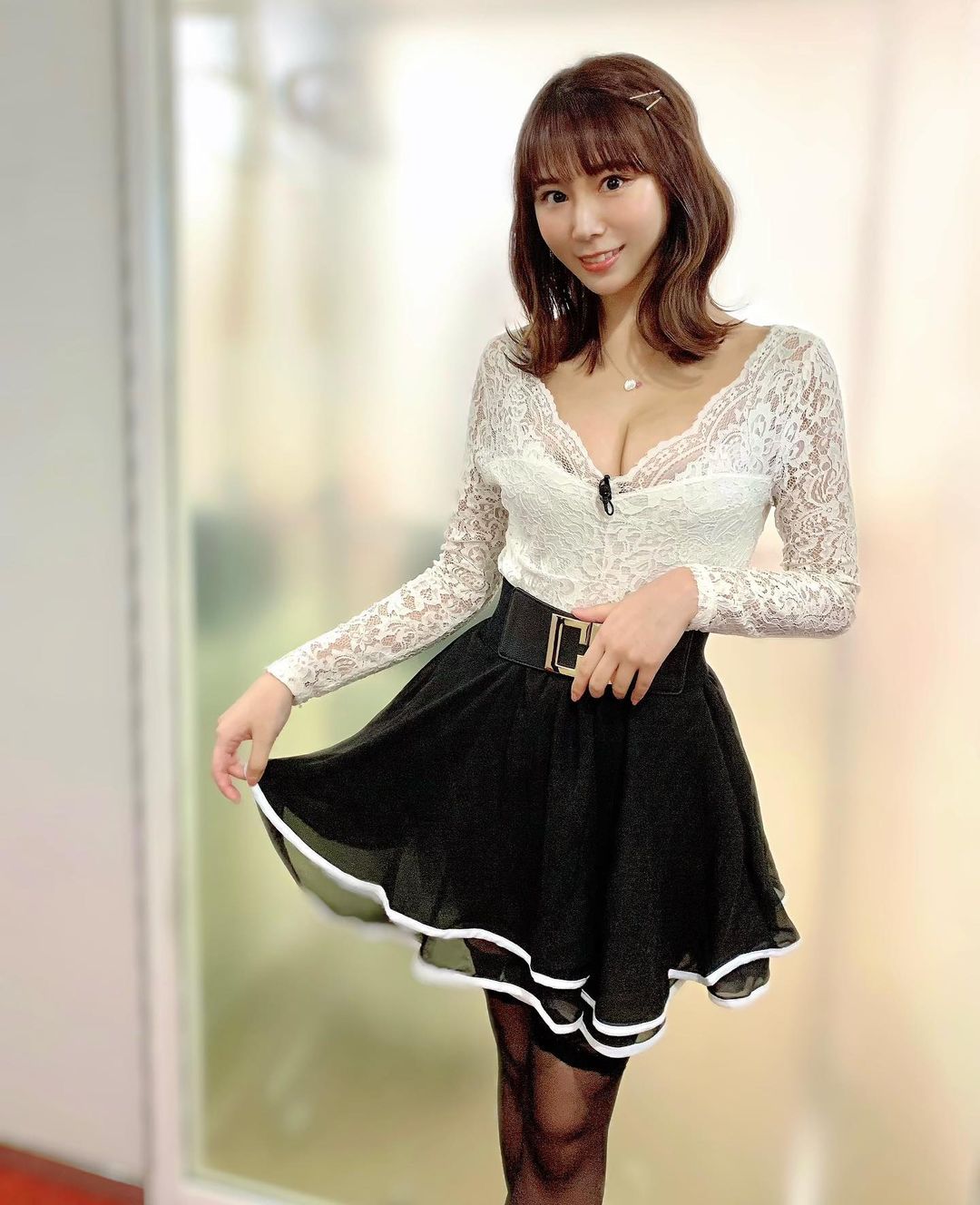 日向葵衣 今日のコーデ したたかわいい 衣装にしました コーデ あざとい したたかわいい セクシー シースルーバング 癒し系 グラビア タレ Moe Zine
