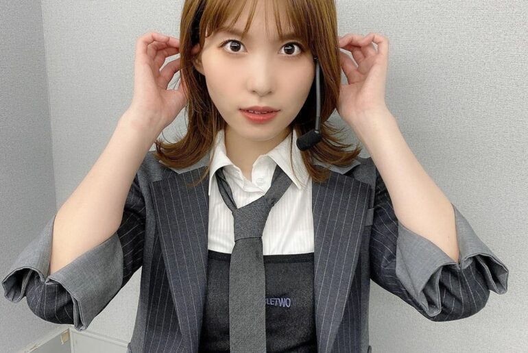 入山杏奈 前髪が短くなりましたっ Me Corte El Fleco Moe Zine