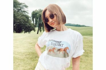 今日はまんちゃんが作ったファームTを着て

「Let's runaway together.」
一緒に逃げよう！だって

@nasufarmvillage のオ...