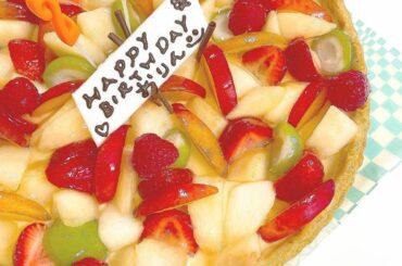 フルーツいっぱいのタルトケーキ♡
家族にお祝いしてもらいました

#birthdaycake #cake #フルーツタルト...