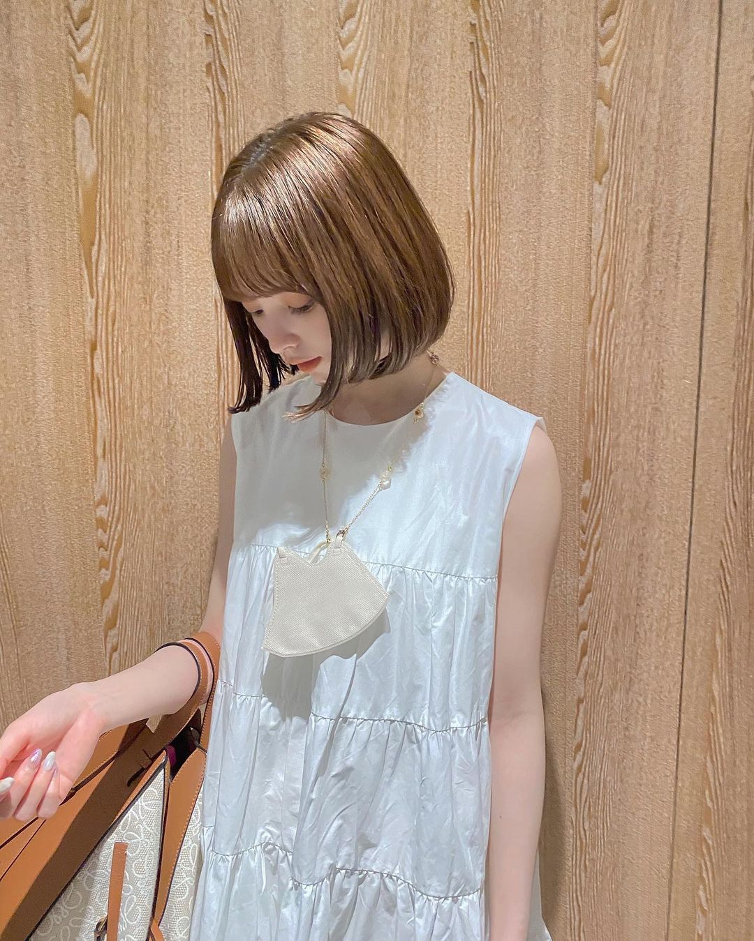 橋下美好 お仕事終わり ボブにしてから毎日オシャレ楽しい あと作ったマクスチェーンが可愛すぎる マクスになってた マスクです 後コメントで気付きました コメ Moe Zine 橋下美好 お仕事終わり ボブにしてから毎日オシャレ楽しい あと作ったマクスチェーンが可愛すぎる マクスになってた マスクです 後コメントで気付きました コメ Moe Zine