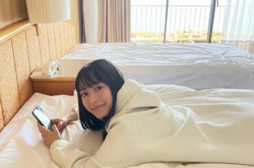 週プレ下田ロケの時のオフショットです

ごろ〜ん︎

ちなみにこのお部屋の撮影、実際に私が前日泊まってそのまま使いました

#週プレ #週刊プレイボーイ...